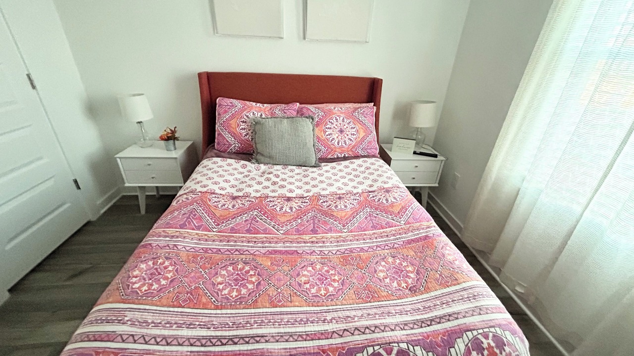 Photo of Bedroom in Normal