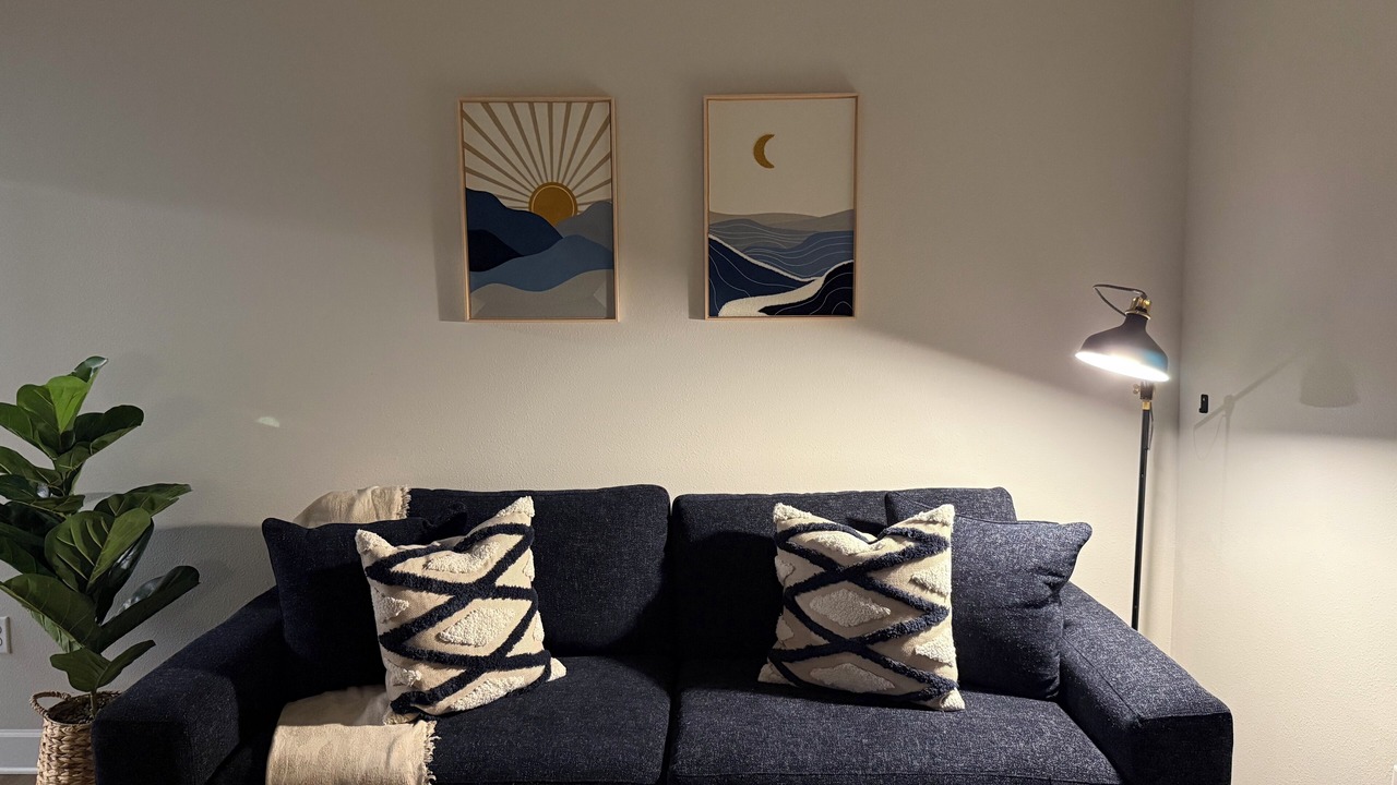 Photo of Livingroom in Historic Downtown