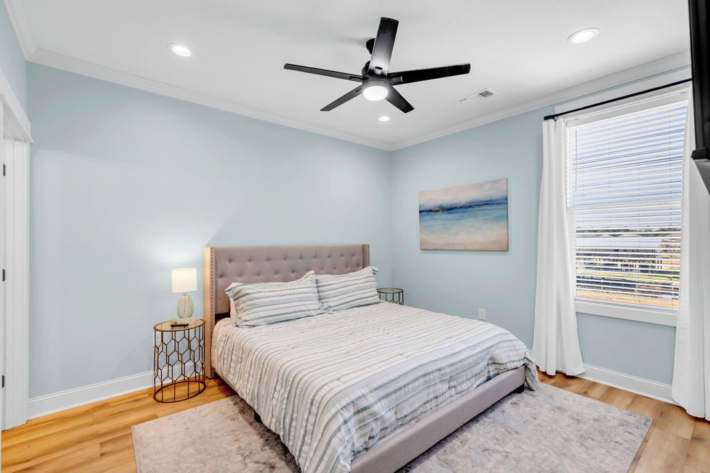 Photo of Bedroom in Shoreline Park