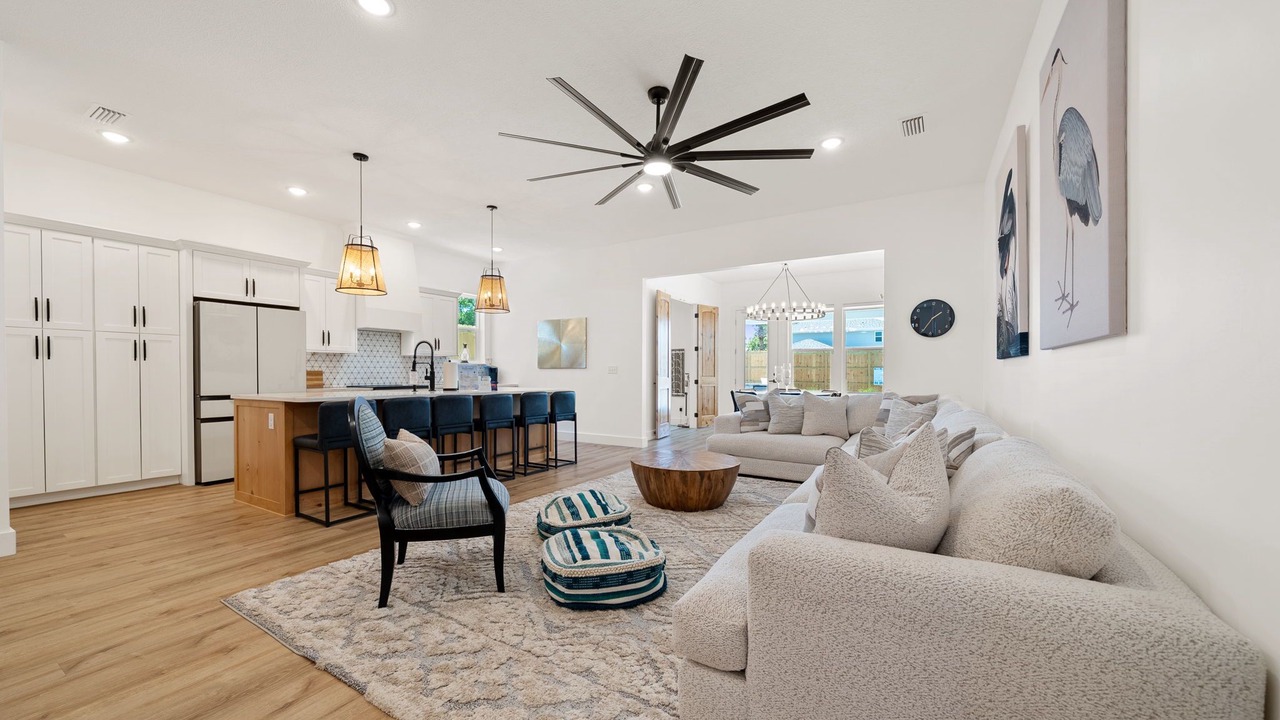 Photo of Livingroom in Kiska Beach
