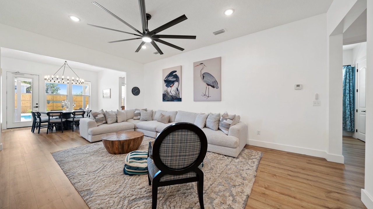 Photo of Livingroom in Kiska Beach