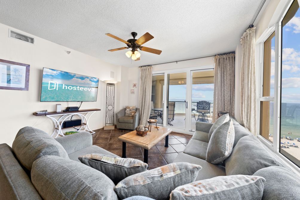 Photo of Livingroom in Ono Island