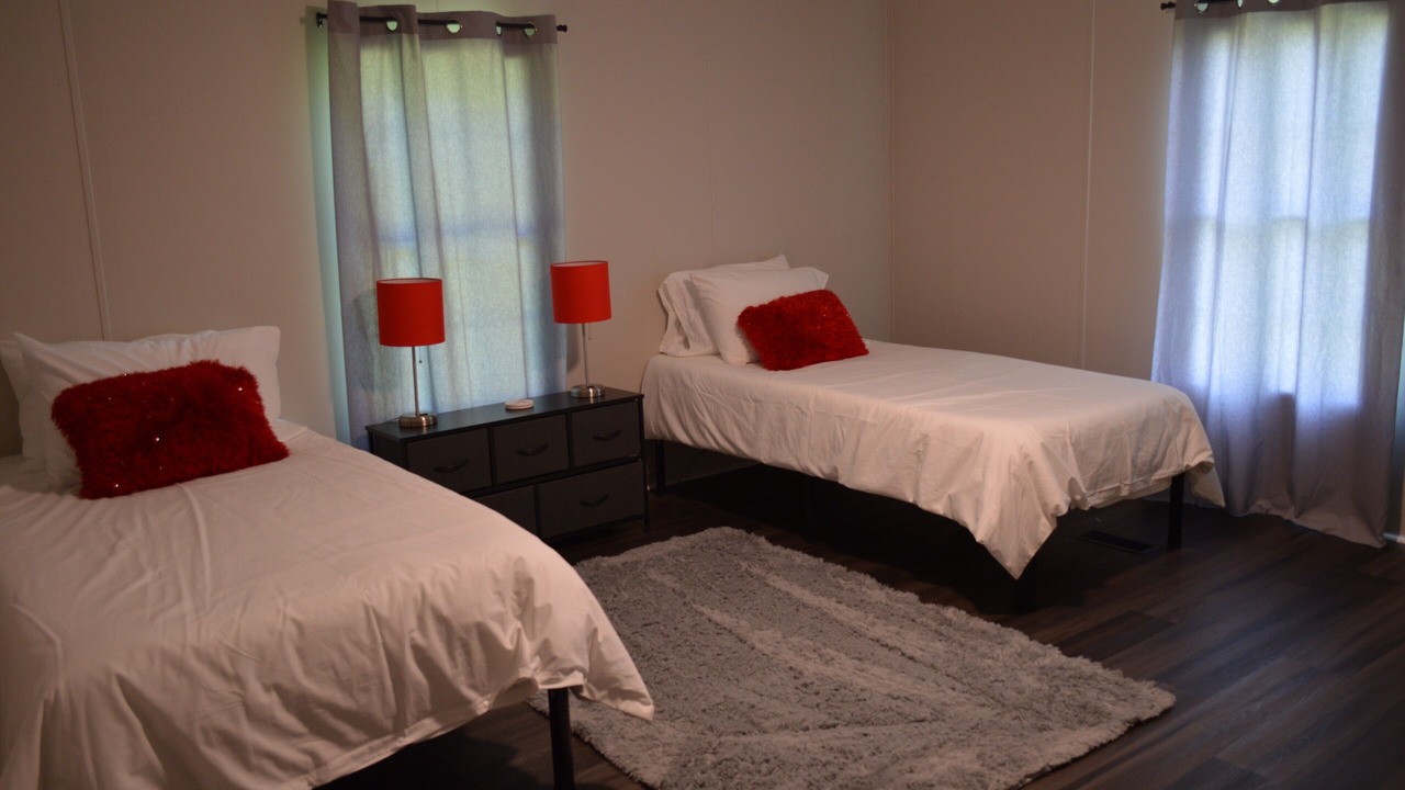 Photo of Bedroom in Elrod
