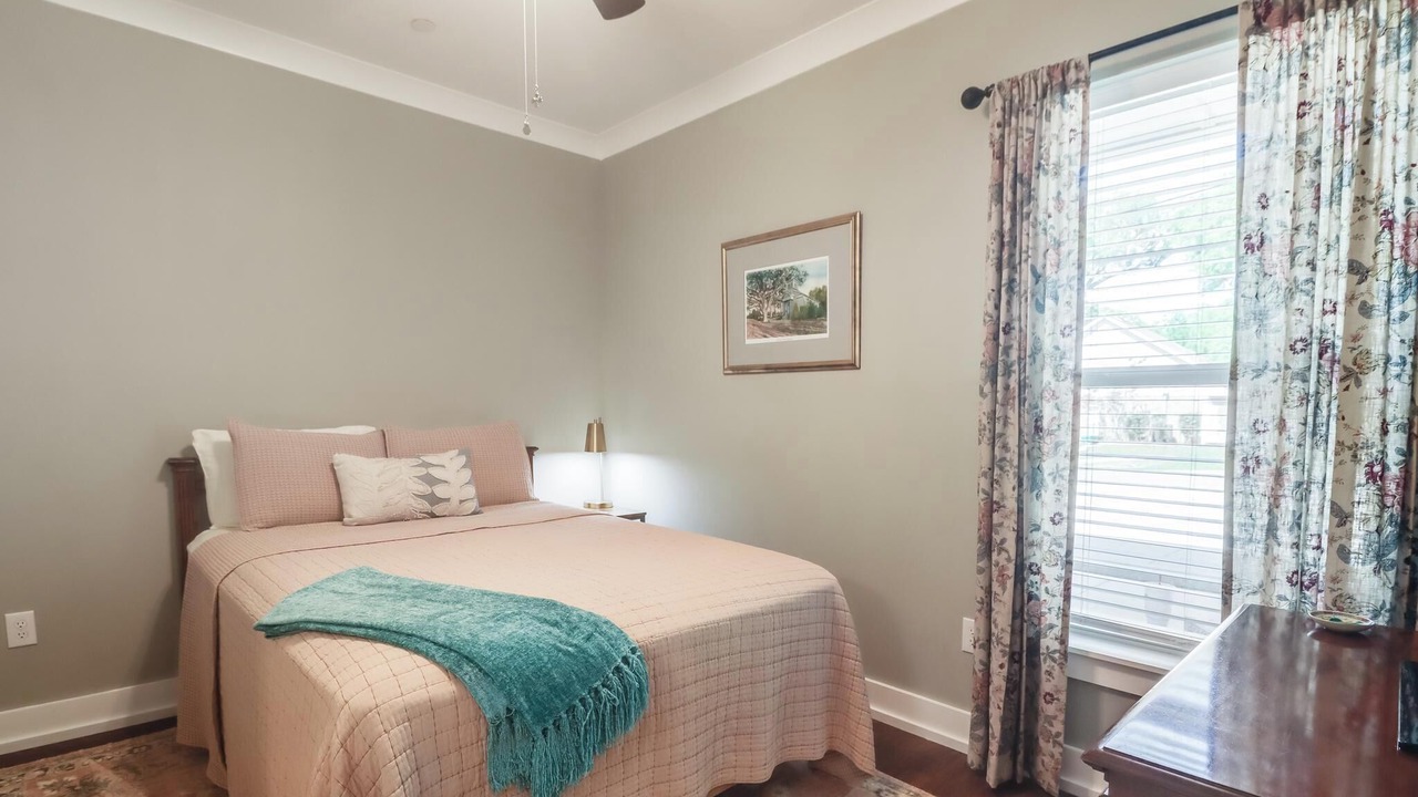 Photo of Bedroom in Diamondhead