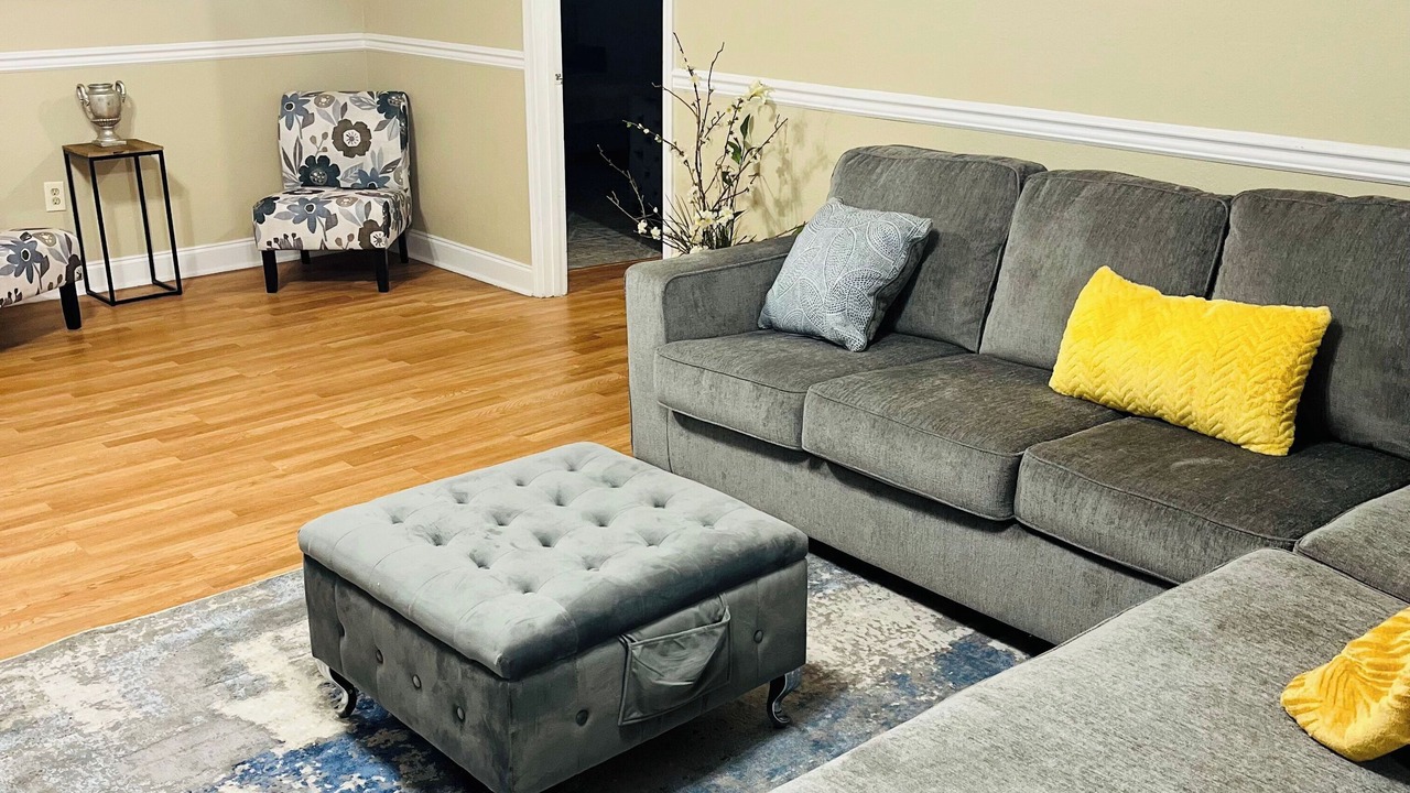 Photo of Livingroom in Broadmoor