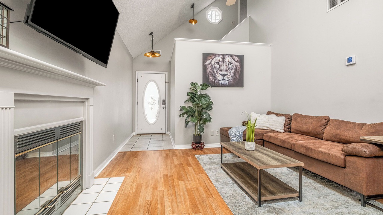Photo of Livingroom in West Pensacola
