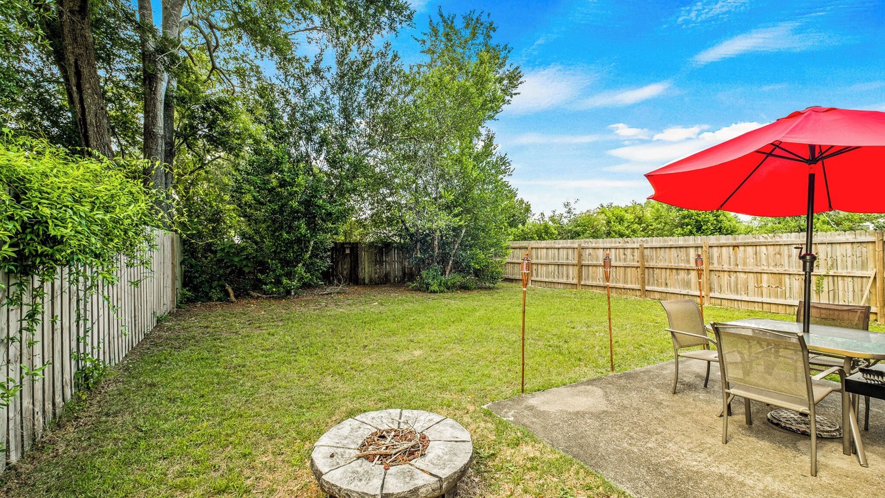 Photo of Outdoor in West Pensacola
