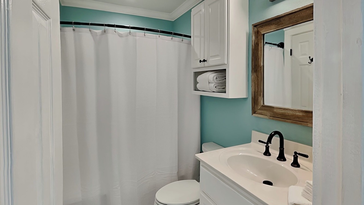 Photo of Bathroom in Holiday Beach