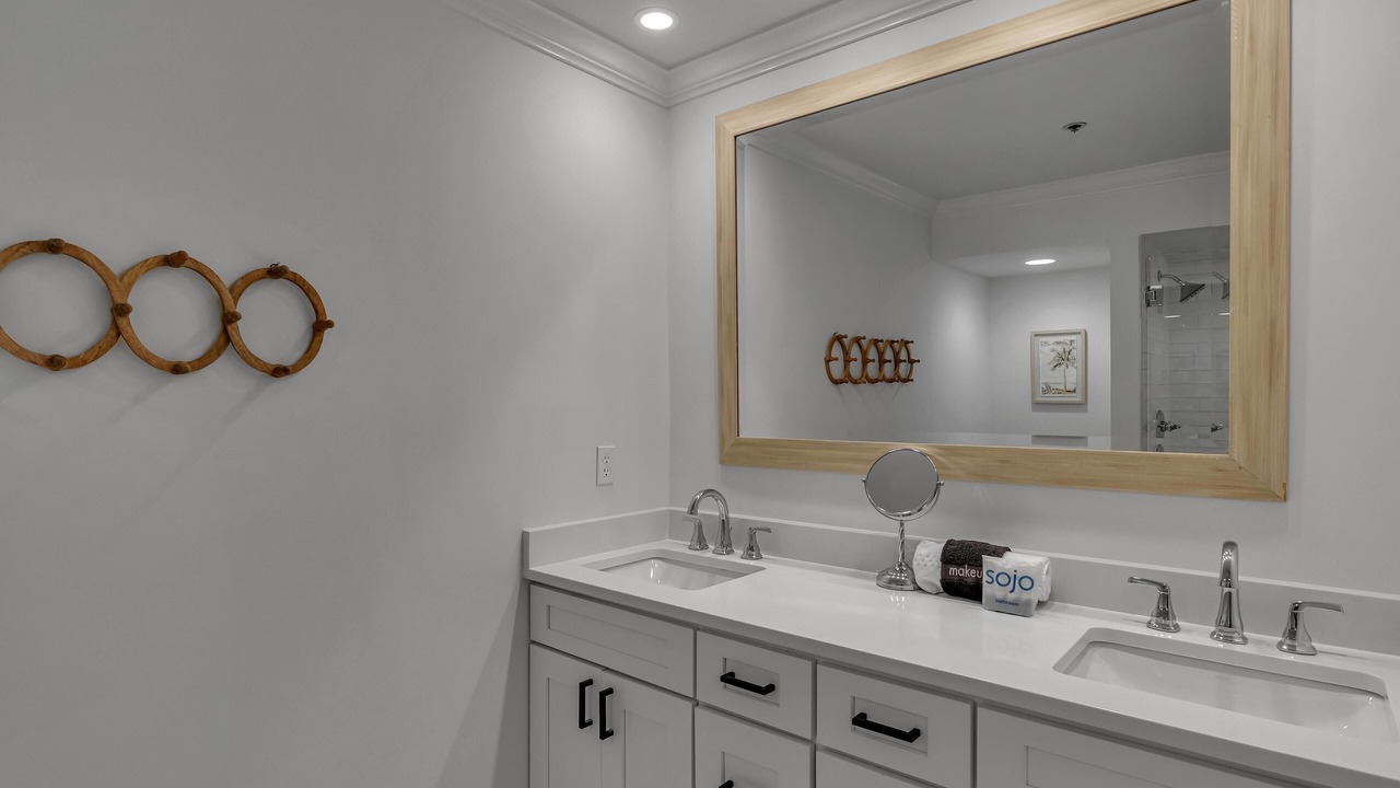 Photo of Bathroom in Four Mile Village