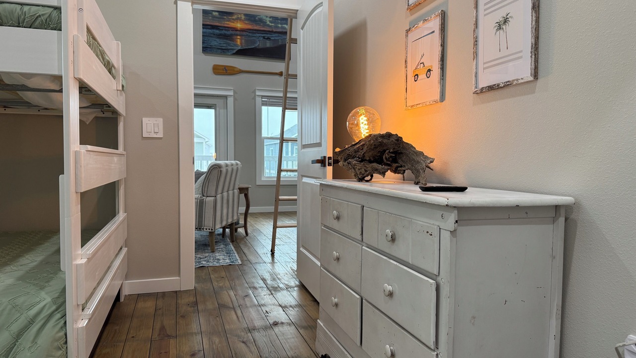 Photo of Bedroom in Port Bolivar