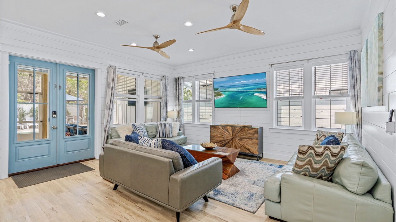 Photo of Bedroom in Frangista Beach