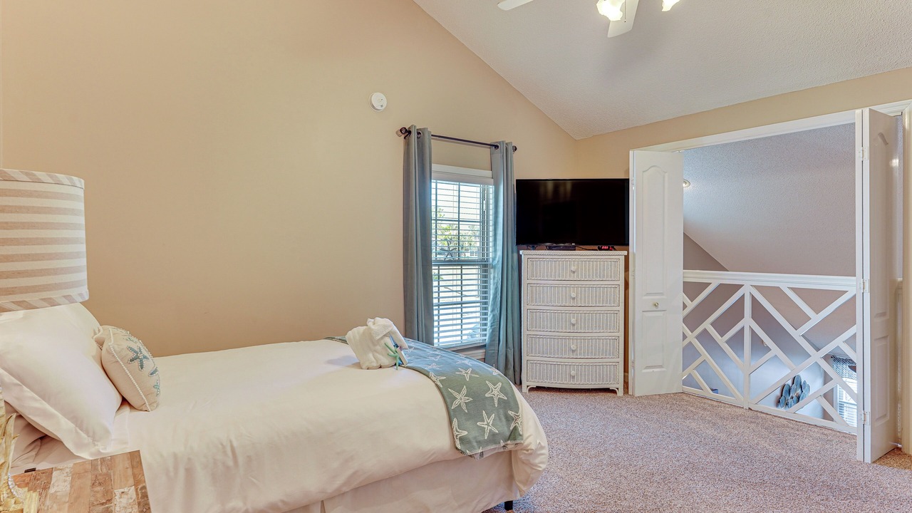 Photo of Bedroom in Summer Breeze