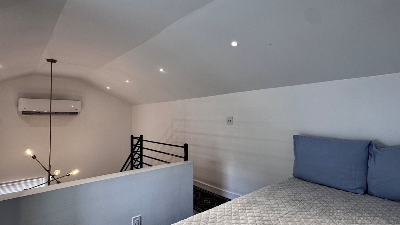 Photo of Bedroom in Kenner - Louis Armstrong International Airport