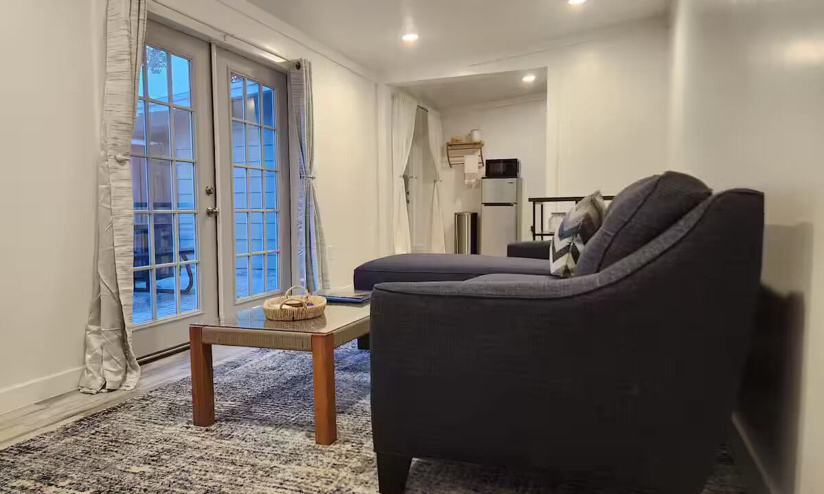 Photo of Livingroom in Woodlawn