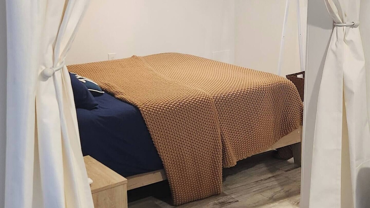 Photo of Bedroom in Woodlawn