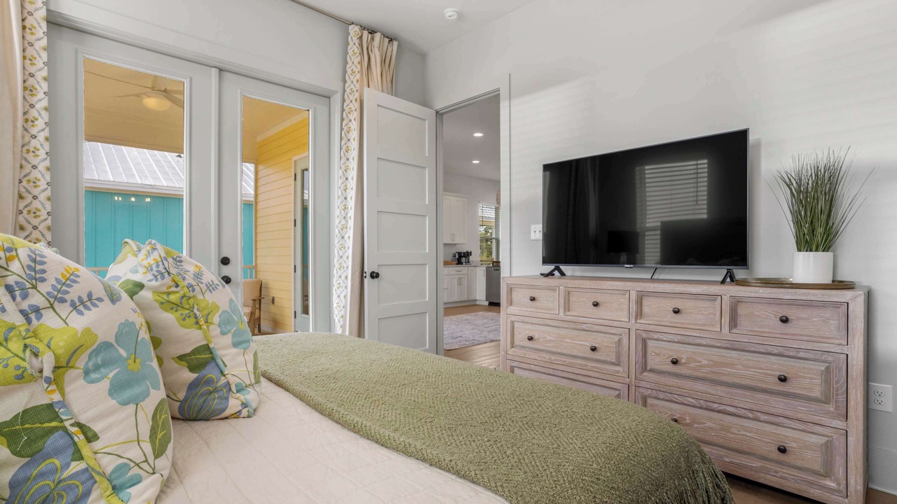 Photo of Bedroom in Mississippi City