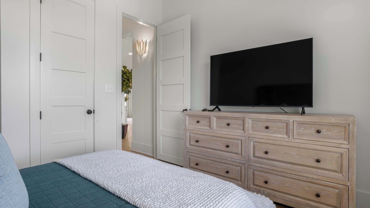 Photo of Bedroom in Mississippi City