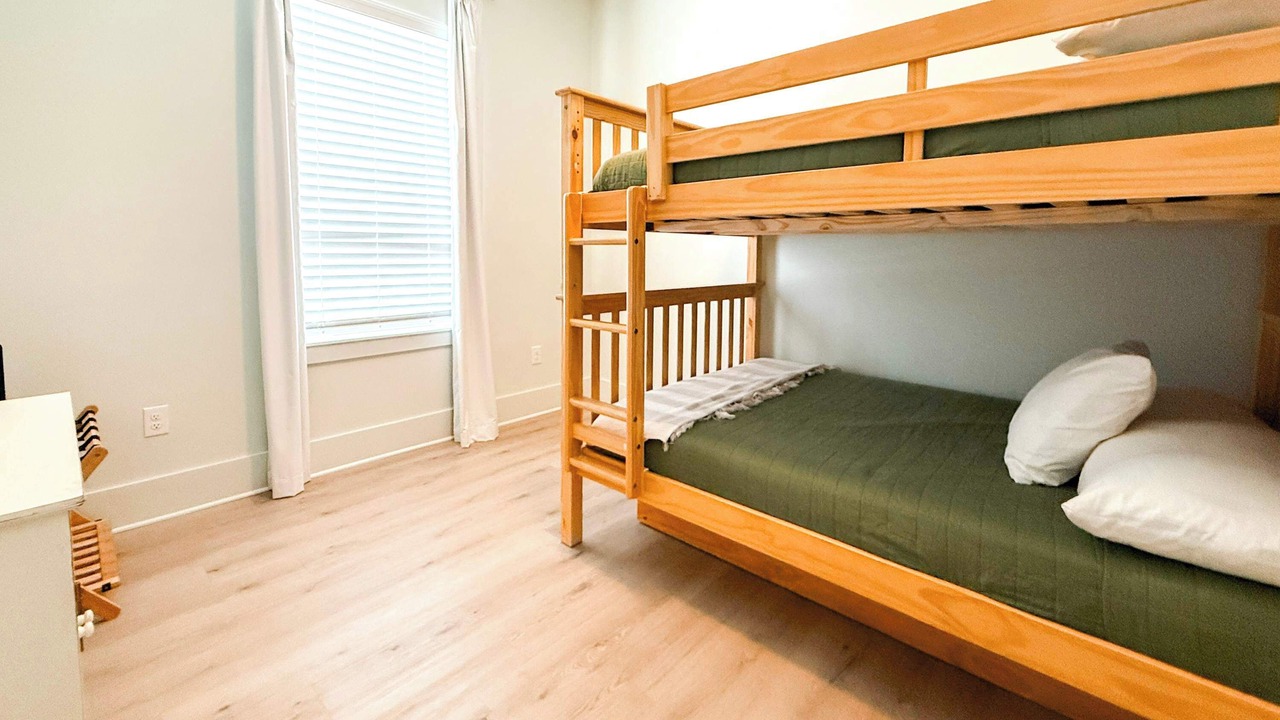 Photo of Bedroom in Mississippi City