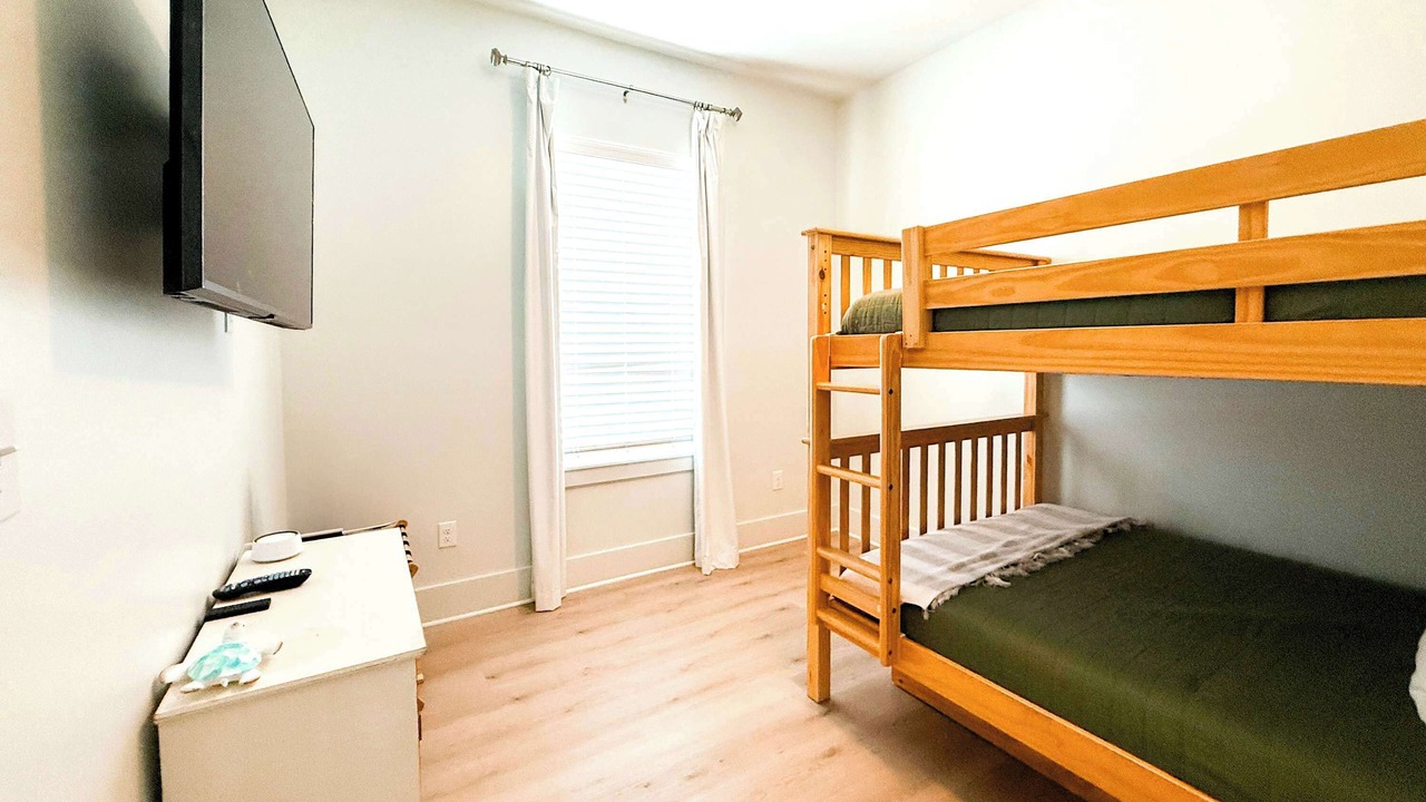 Photo of Bedroom in Mississippi City