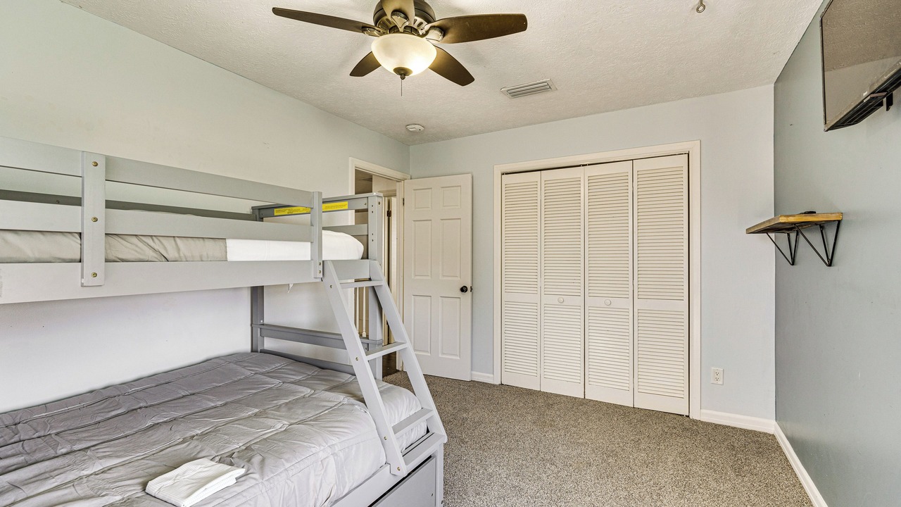 Photo of Bedroom in Lynn Haven