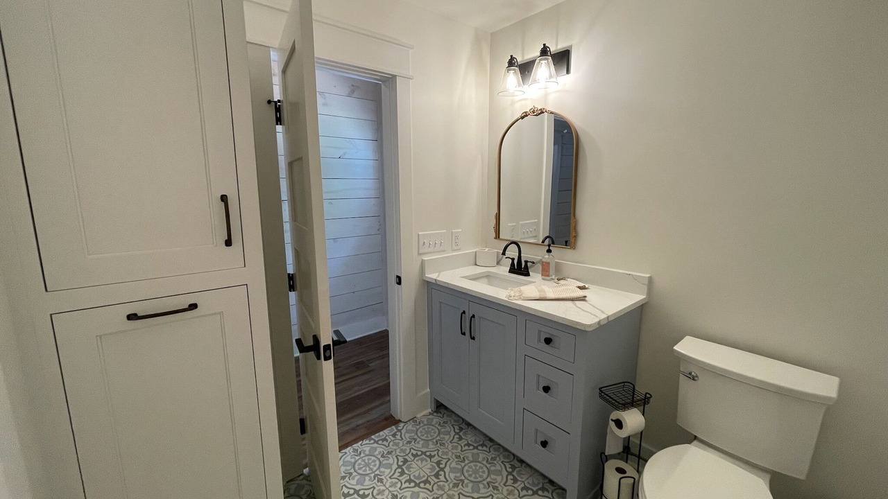 Photo of Bathroom in Dadeville