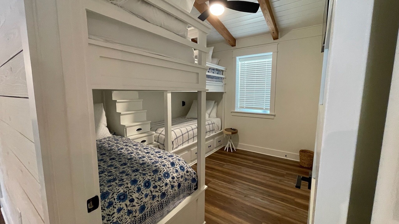 Photo of Bedroom in Dadeville
