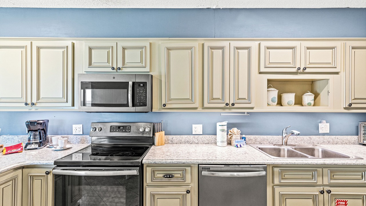 Photo of Kitchen in Upper Grand Lagoon