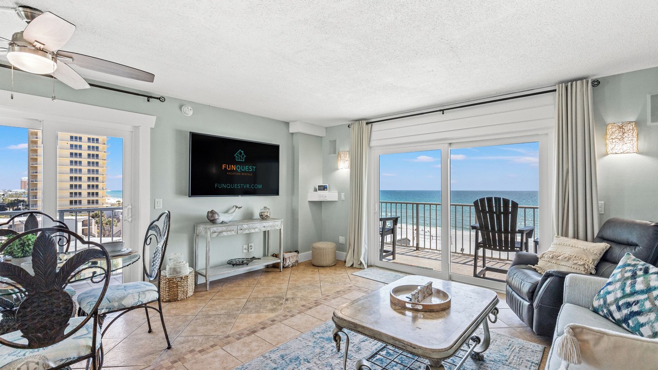 Photo of Livingroom in Upper Grand Lagoon