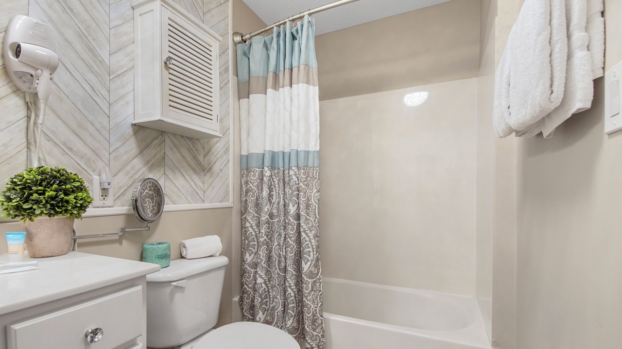 Photo of Bathroom in Thomas Drive