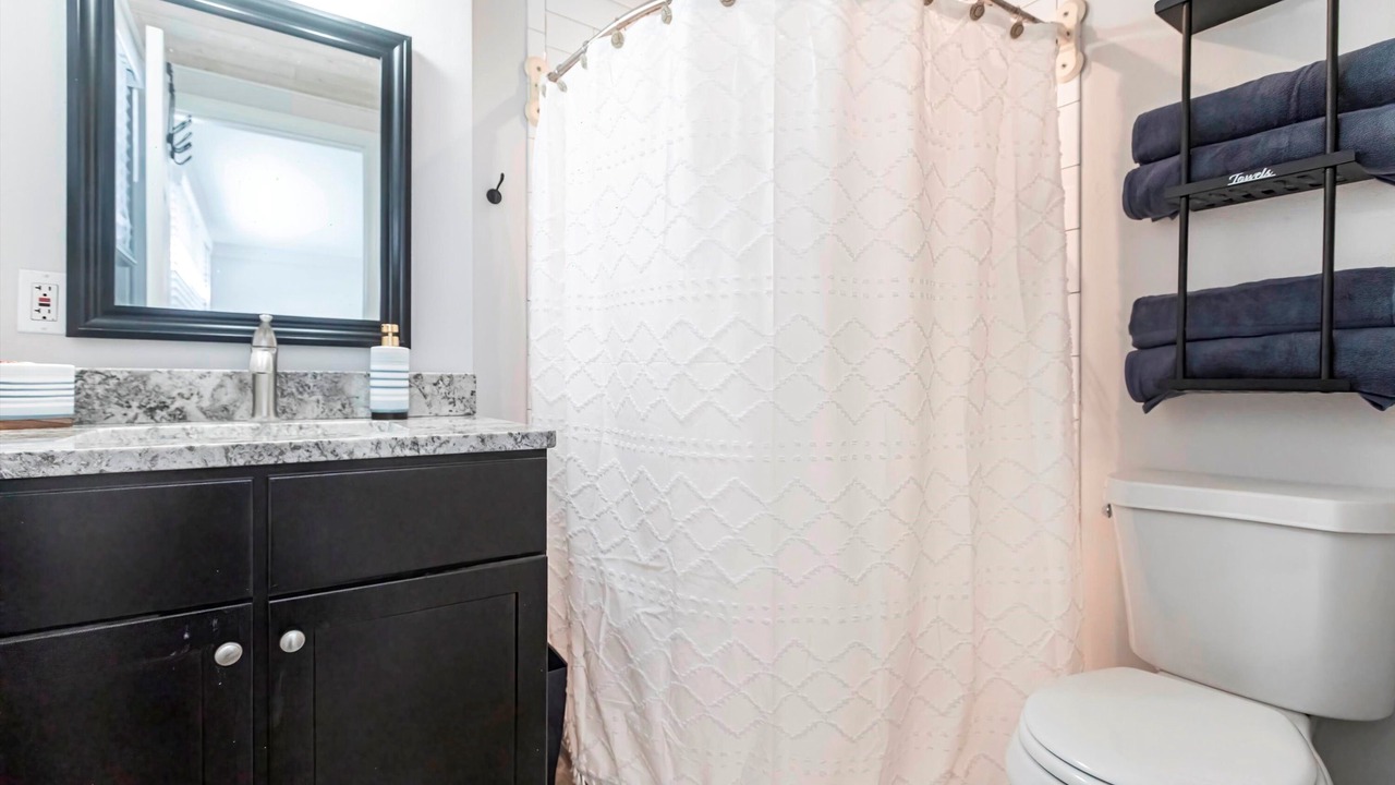 Photo of Bathroom in Gulf Gate Estates