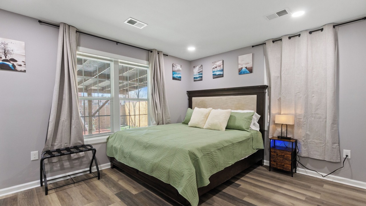 Photo of Bedroom in Tuscaloosa