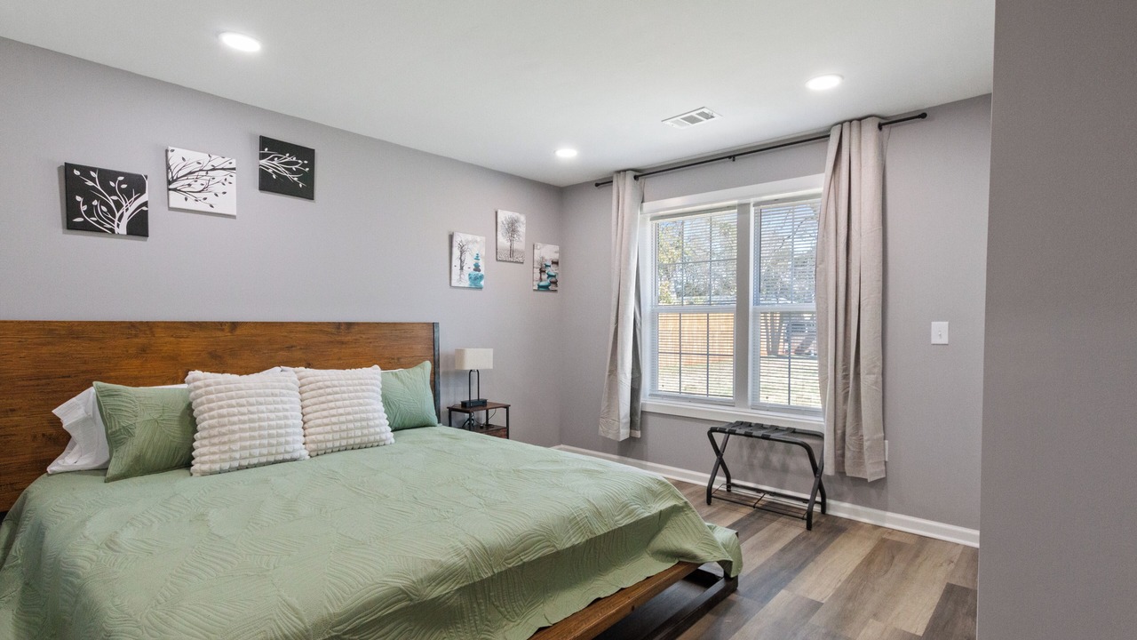 Photo of Bedroom in Tuscaloosa