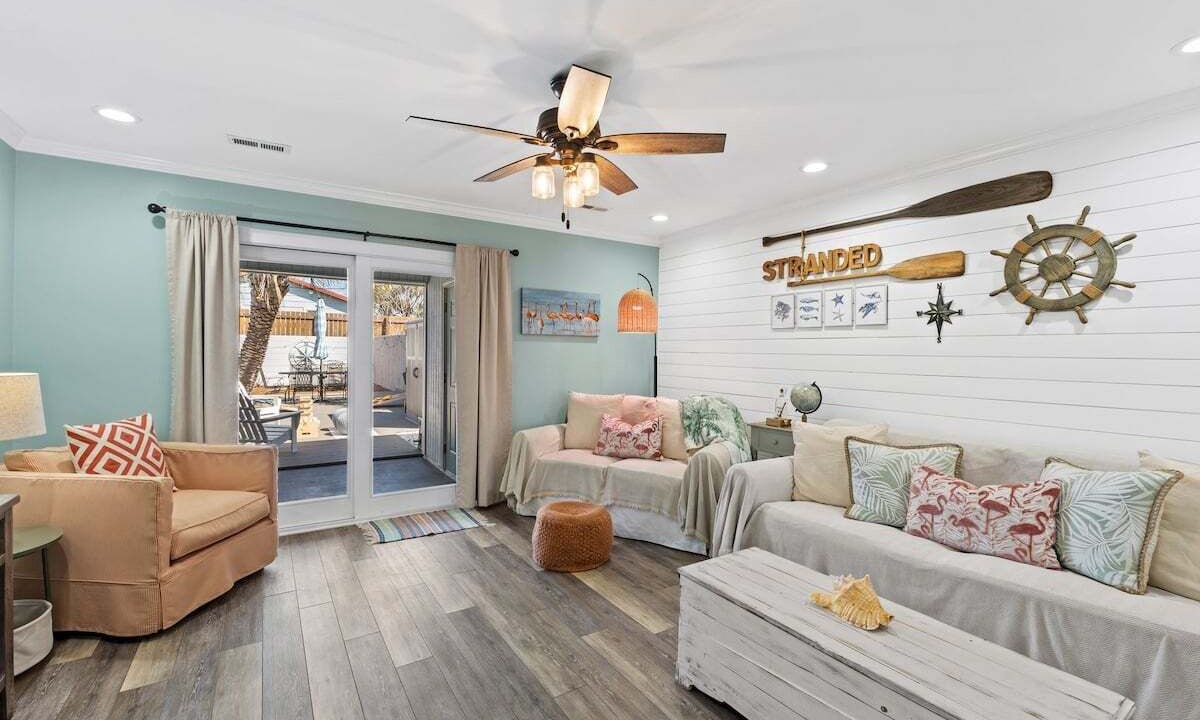 Photo of Bedroom in Crescent Beach