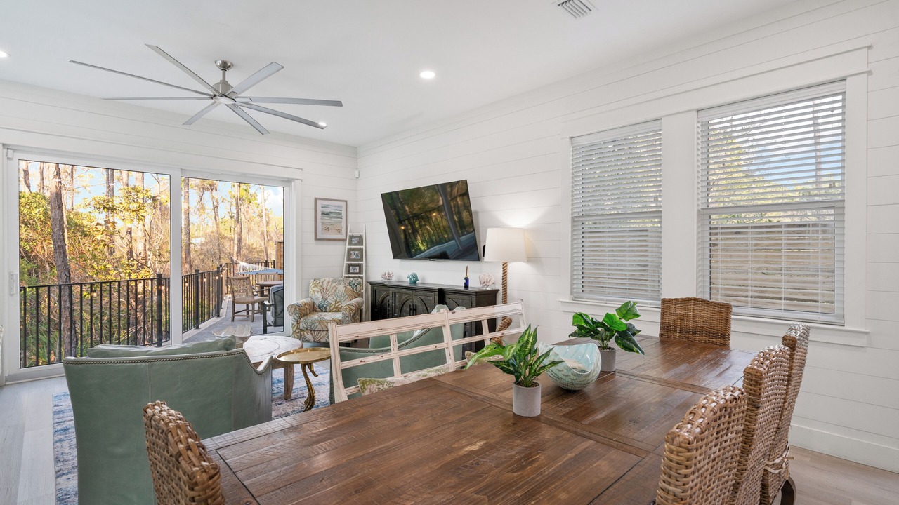 Photo of Bedroom in Emerald Waters Village