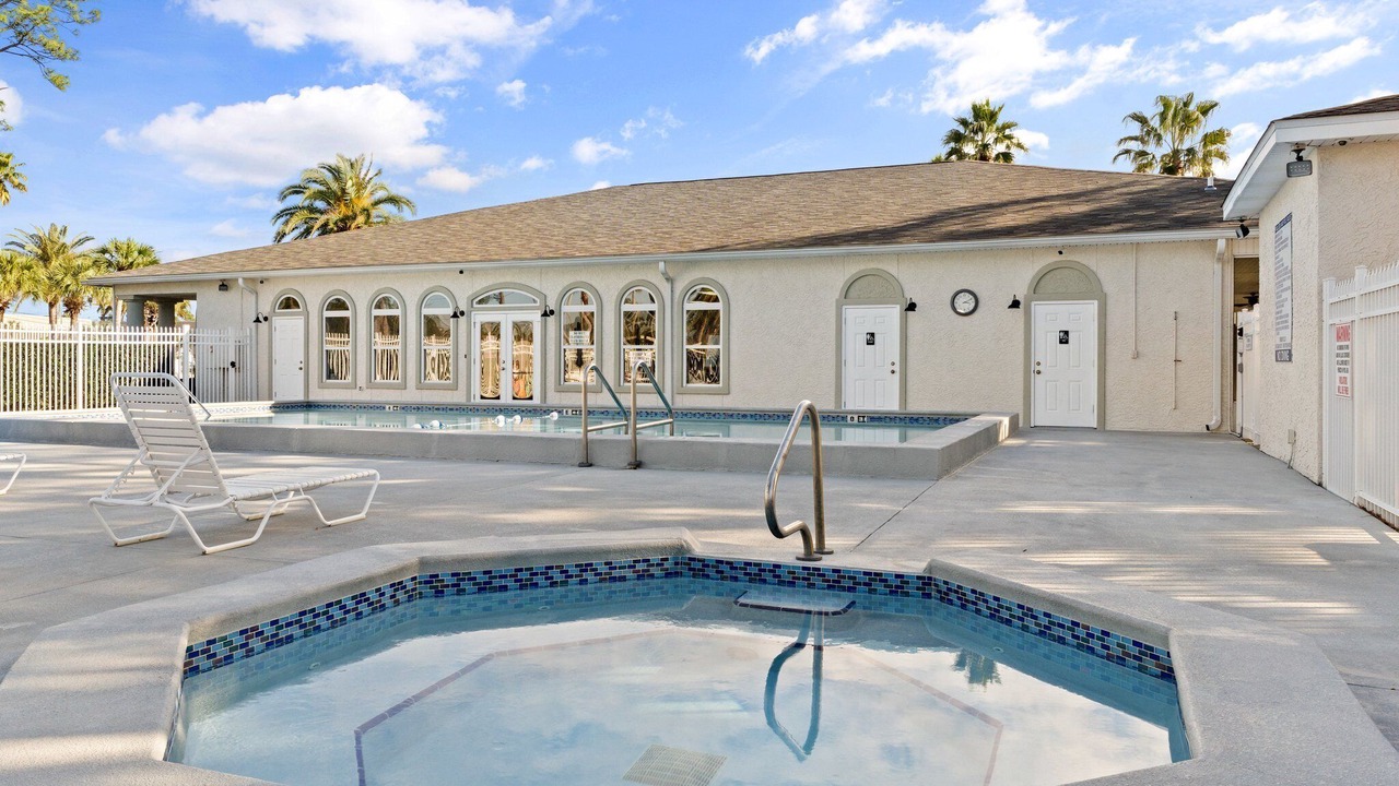 Photo of Others in Upper Grand Lagoon