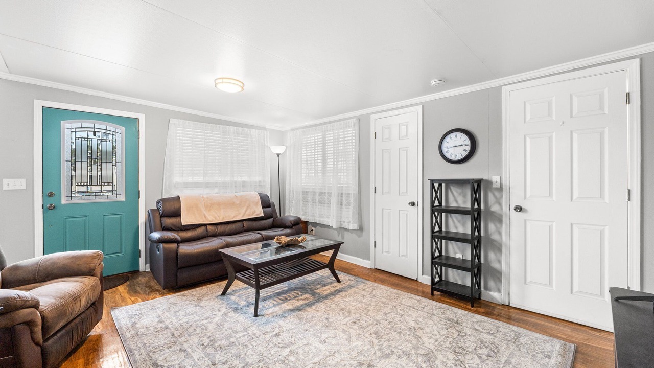 Photo of Livingroom in Upper Grand Lagoon