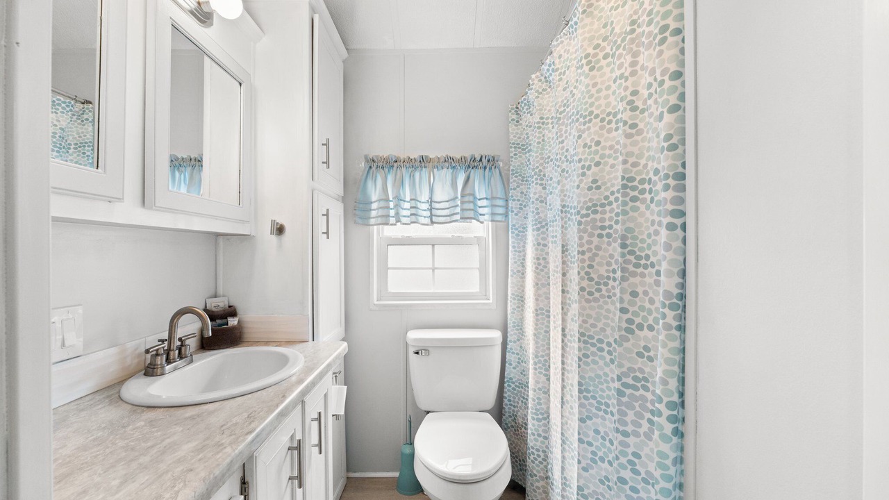 Photo of Bathroom in Upper Grand Lagoon