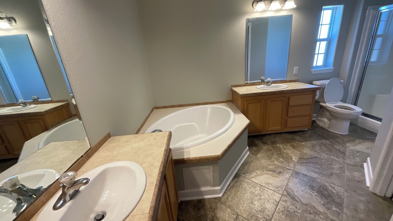 Photo of Bathroom in Jean Lafitte