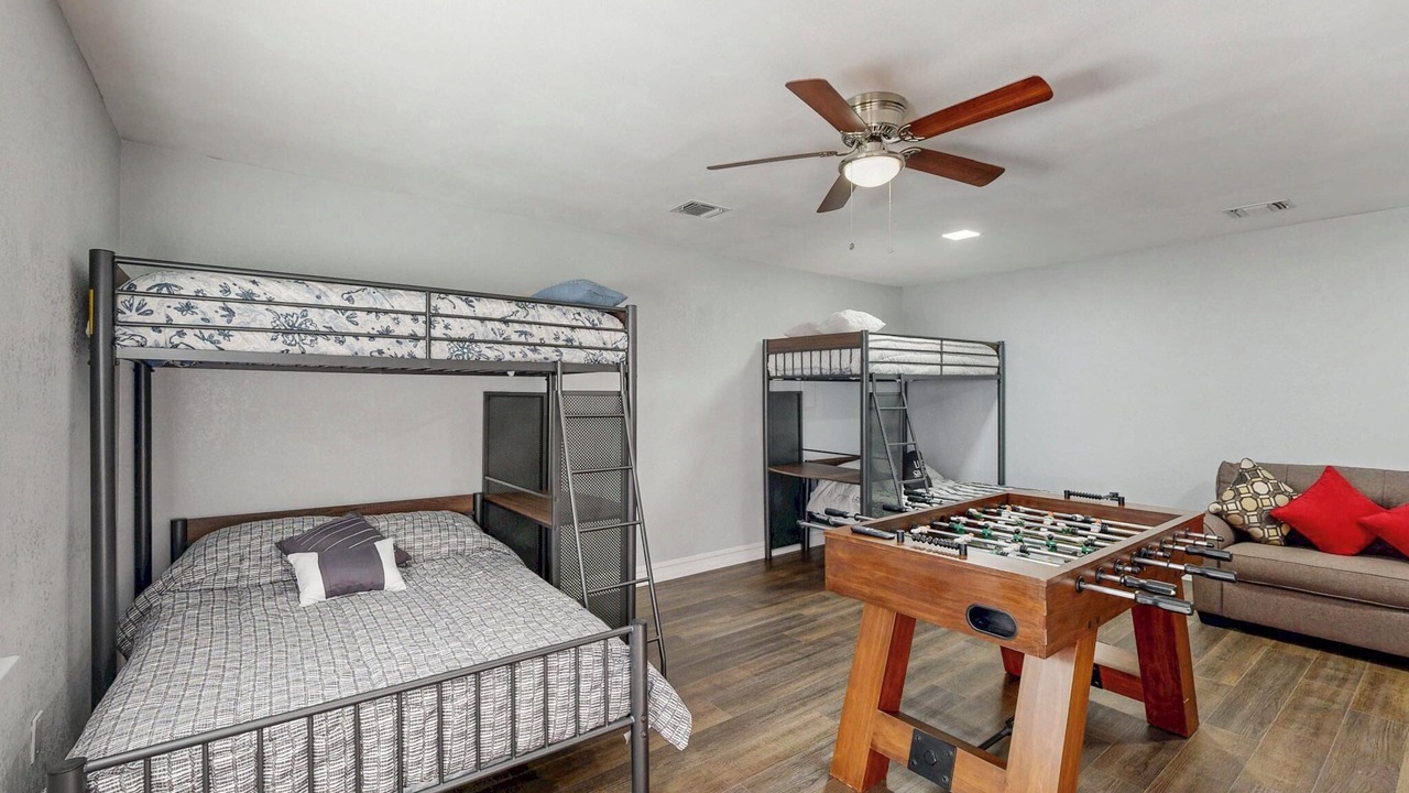 Photo of Bedroom in Southwest Arlington