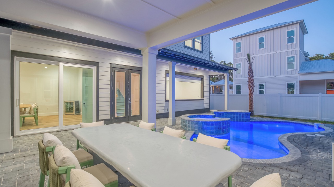 Photo of Outdoor in Gulfview Heights