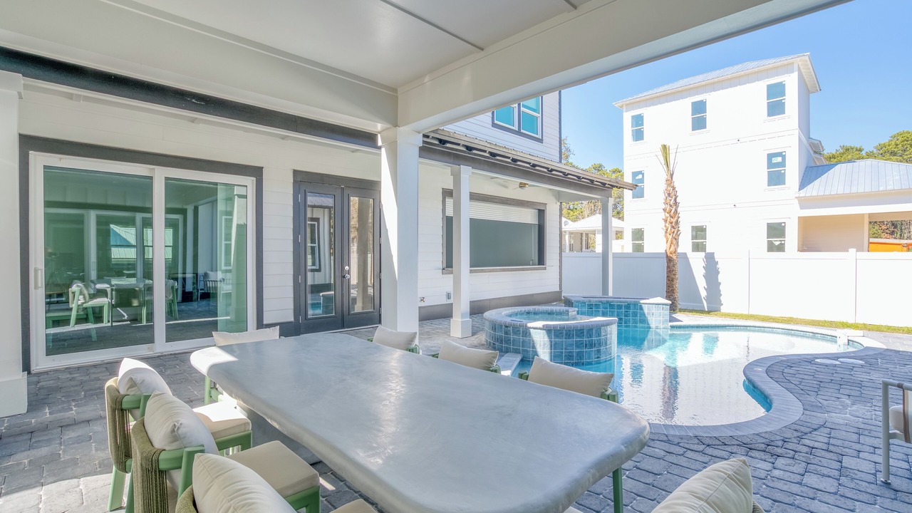 Photo of Outdoor in Gulfview Heights