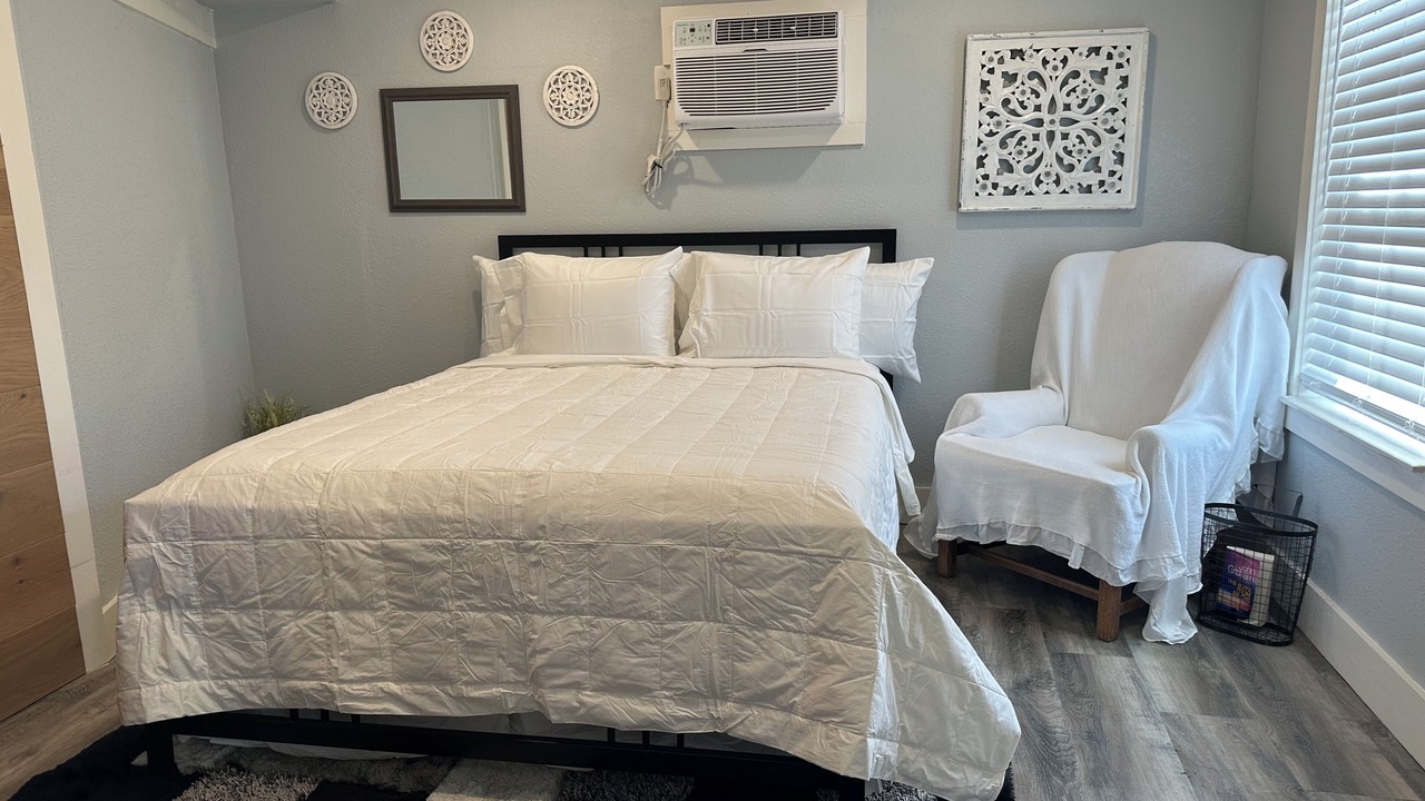 Photo of Bedroom in Chipley