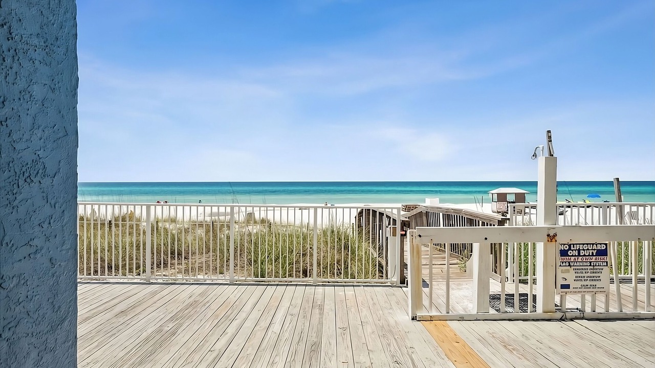 Photo of Patio Balcony in Fort Bay