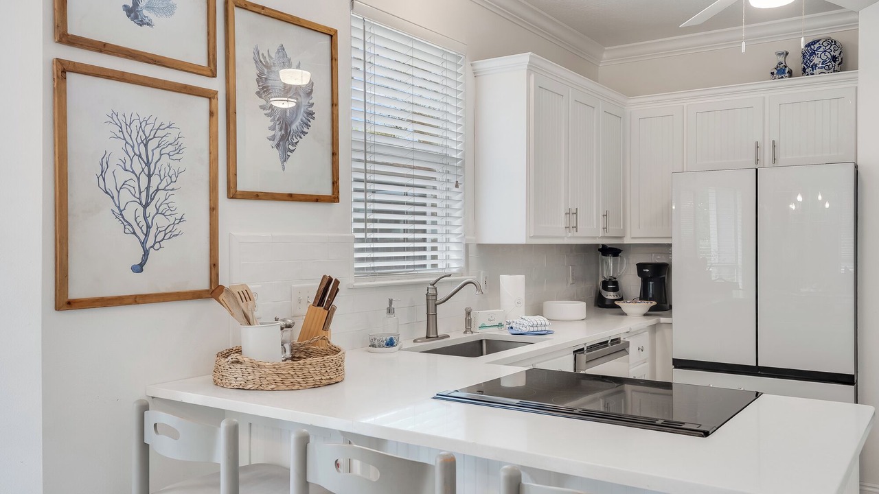 Photo of Kitchen in White's Gulfview