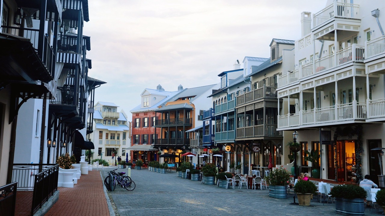 Photo of Outdoor in White's Gulfview