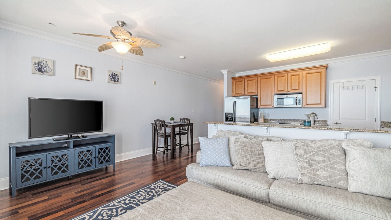 Photo of Livingroom in Carrabelle