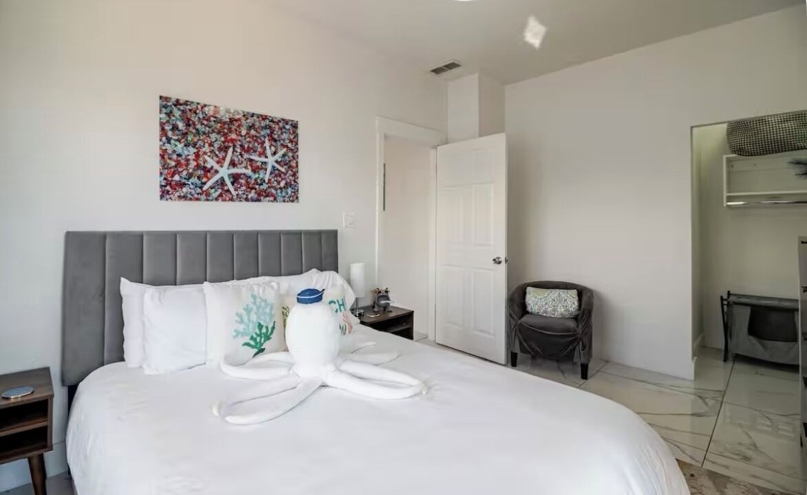Photo of Bedroom in White Sands Cottages