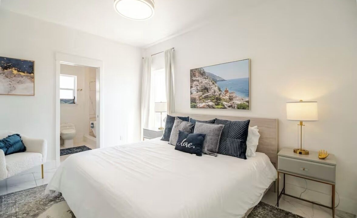 Photo of Bedroom in White Sands Cottages
