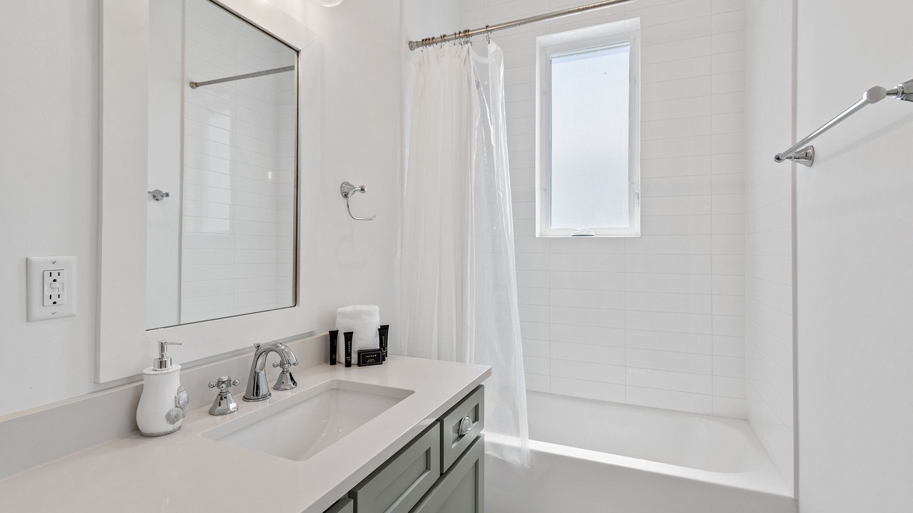 Photo of Bathroom in Village of Sugar Beach