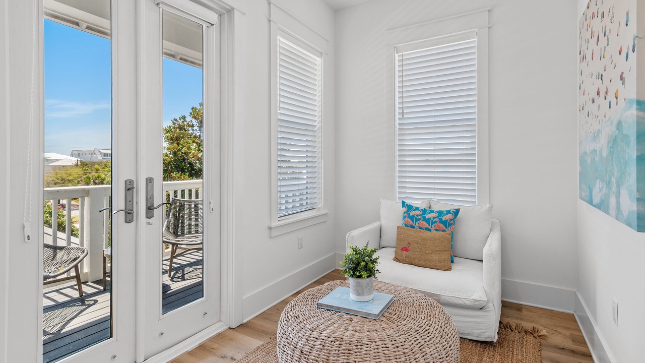 Photo of Patio Balcony in Village of Sugar Beach
